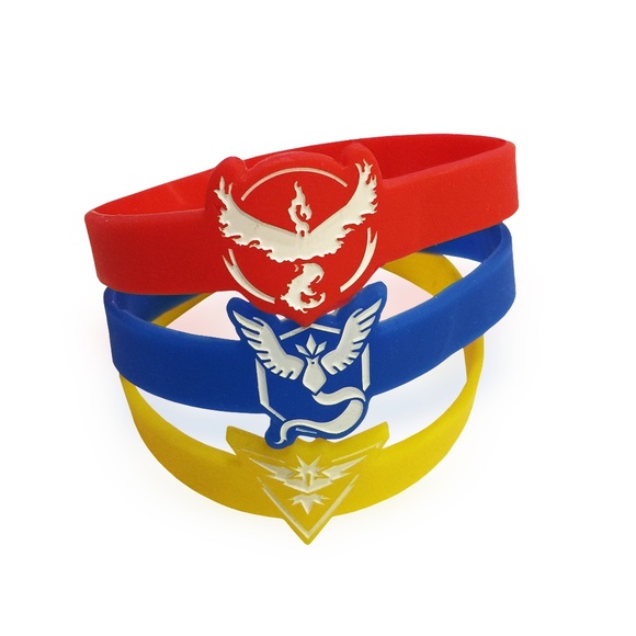 7 Count Pokemon Go Silicon Bracelet Team Instinct - Picture 2 of 2